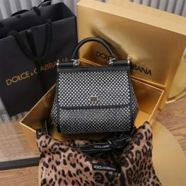 Picture of Dolce Gabbana Handbags _SKUfw190200529fw